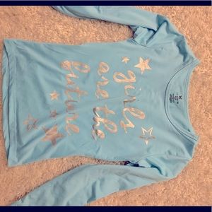 Girls size 7/8 polyester/spandex long sleeve shirt